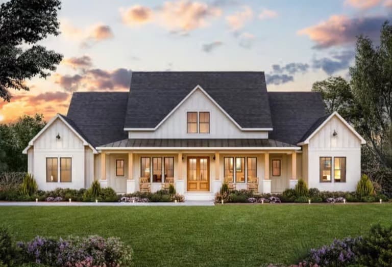 Representative image of a modern farmhouse plan like the Keowee, not an Alumni-built home